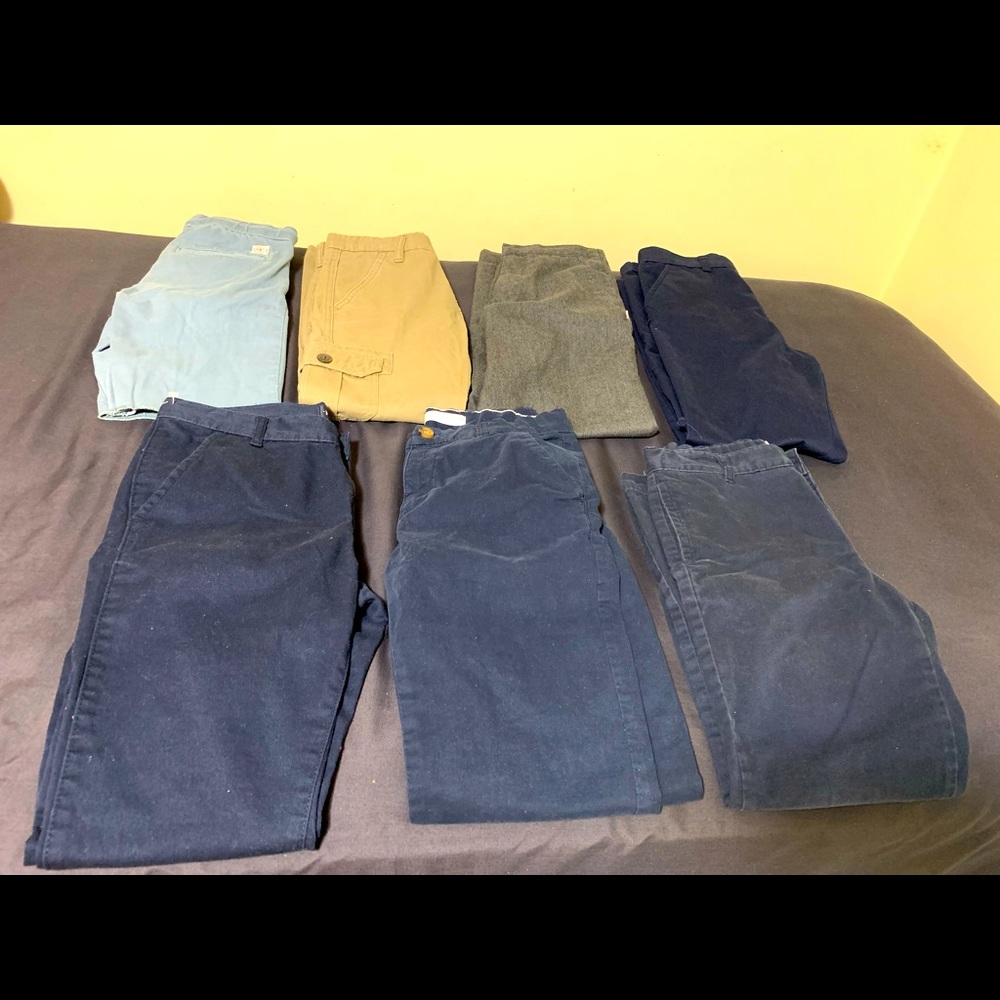 Boy's assorted pants (9-11 years old)